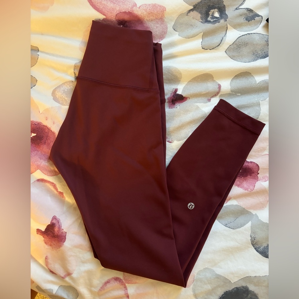 Lululemon wunder train tight sz 4